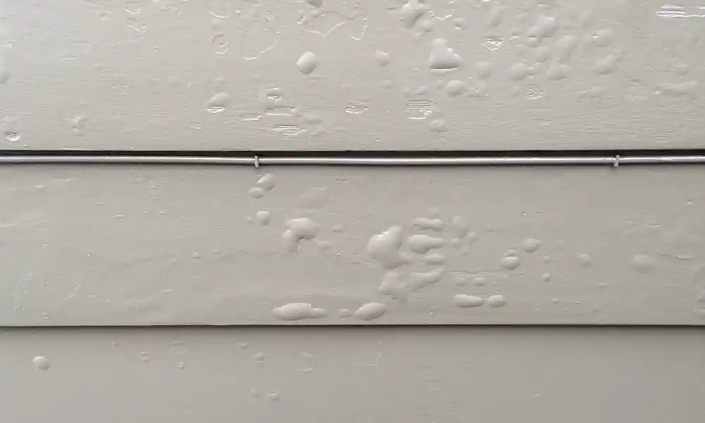 Fix a Water Bubble on Walls